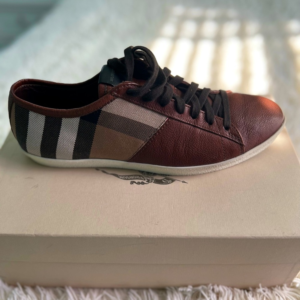 Men's Burberry Vintage Check low top sneaker UK 8 EUR 42 Brown slightly used